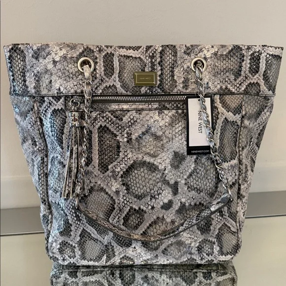 🆕 NINE WEST Caroline Faux Leather Snakeskin Tote NWT Large Purse HandBag Grey - Picture 6 of 15